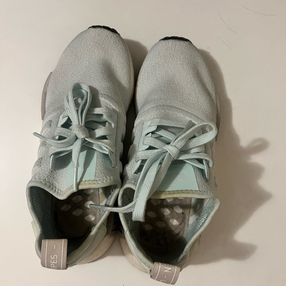 ADIDAS WOMENS NMD 8.5
